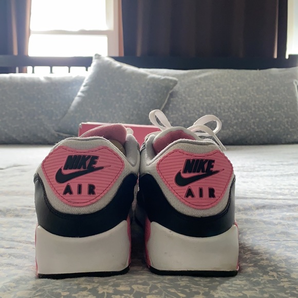 Air Max 90 Rose - Picture 4 of 7